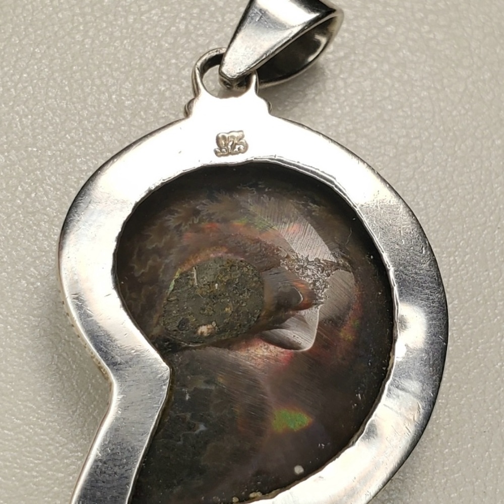 Amazing Vintage Sterling Ammonite Pendant - Picture 10 of 11